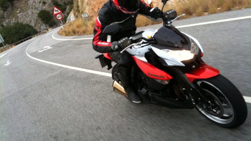 First Ride: 2010 Kawasaki Z1000