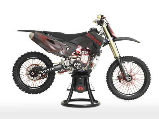 Visordown Onboard lap - Ducati Hypermotard Evo SP