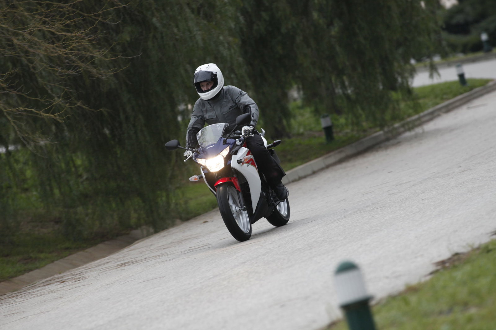 First Ride: 2011 Honda CBR250R | Visordown First Ride: 2011 Honda CBR250R | Visordown