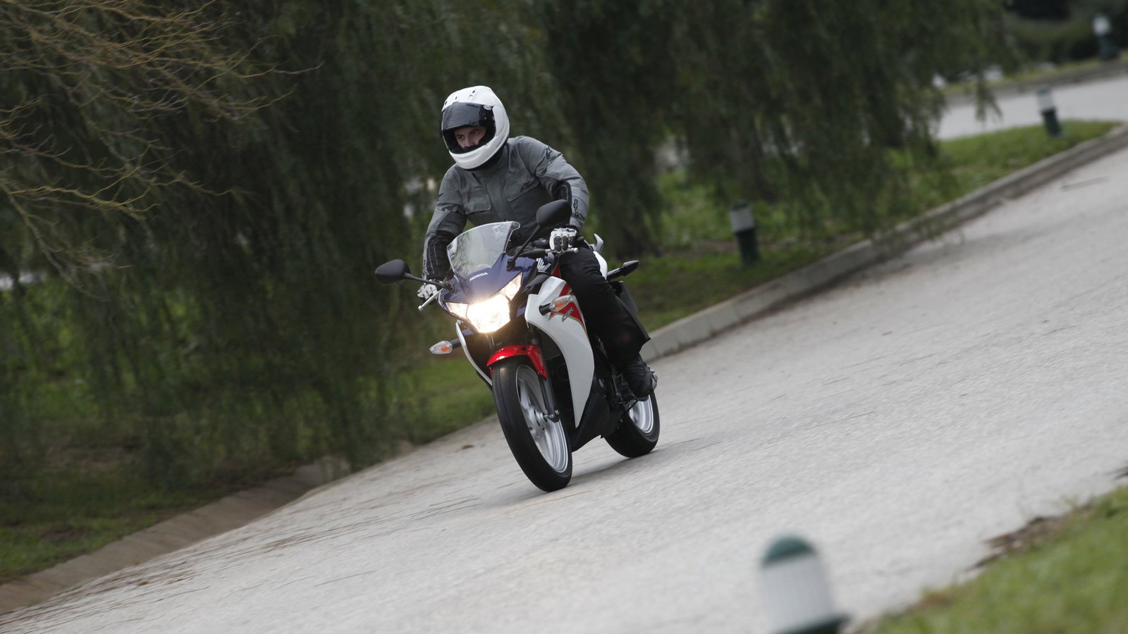 First Ride: 2011 Honda CBR250R