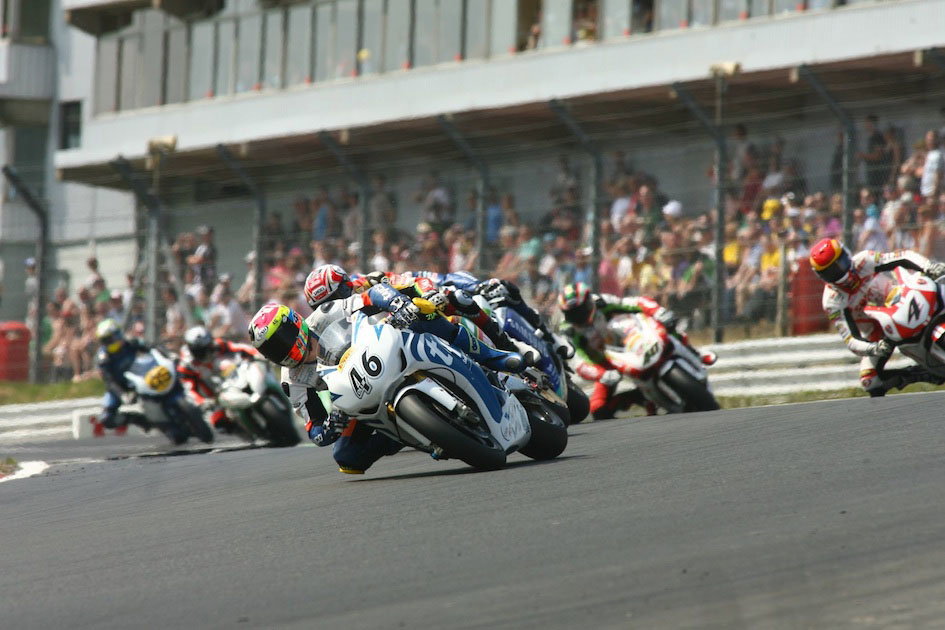 Brands Hatch BSB 2011 Round 1: Qualifying
