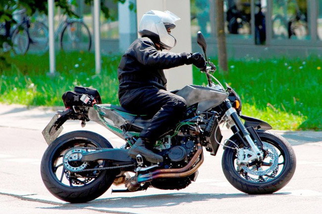 Benelli reveal TNT R160