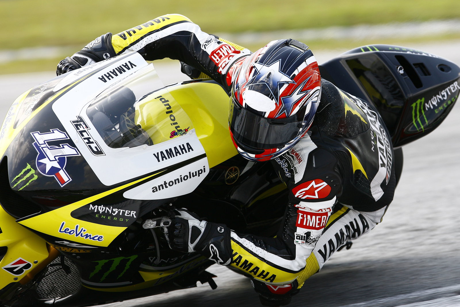 VIDEO: Maxwell disqualified and fined over post crash tantrum in Australian Moto2 race