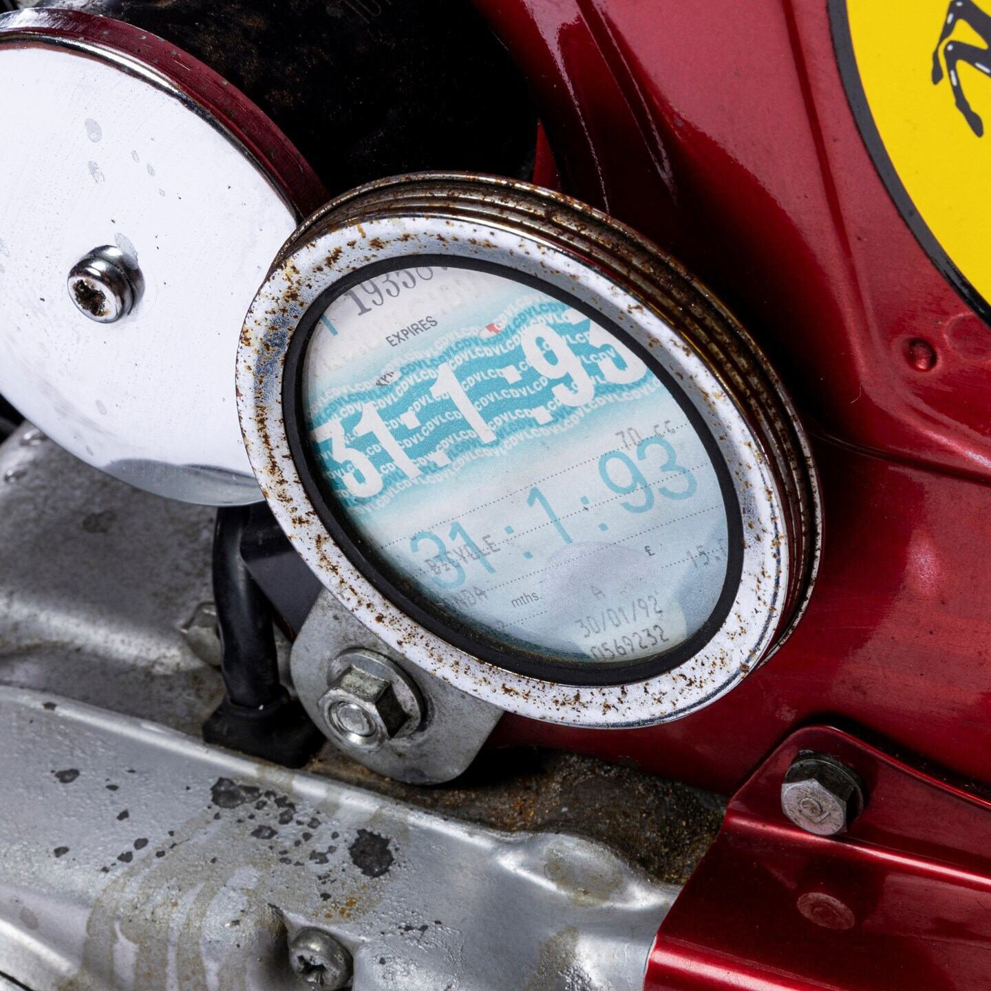 Honda Dax ST50 Ferrari