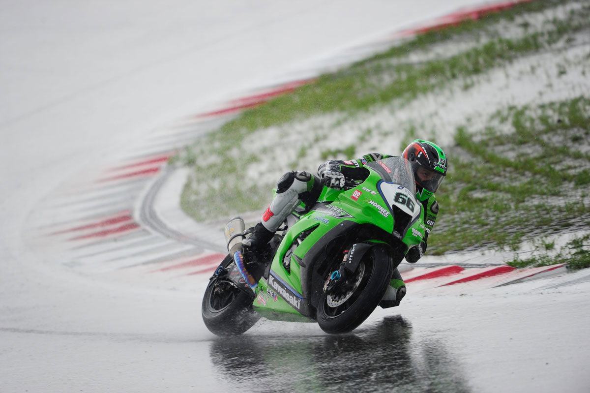 WSB Grid Girl Gallery: Nurburgring 2011