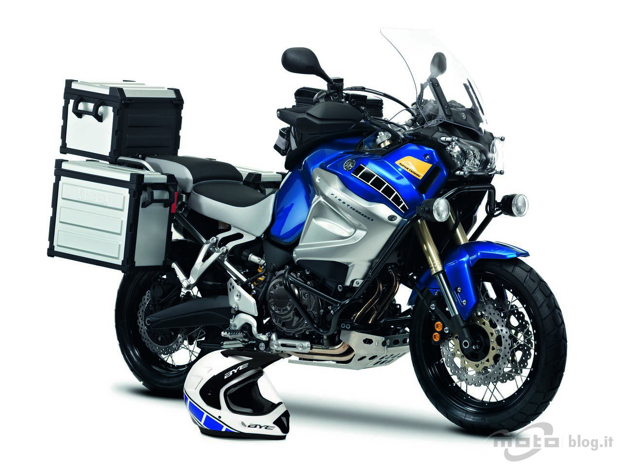 Yamaha XT1200Z Super Ténéré video and full specs
