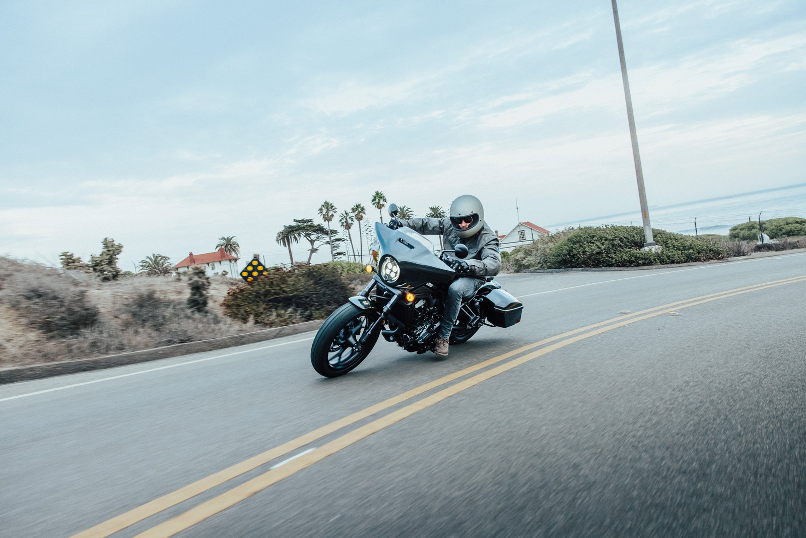 2023 Honda CMX1100T Rebel. - Honda