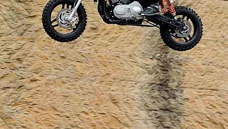 US stunt ace breaks Harley long distance jump record - TWICE