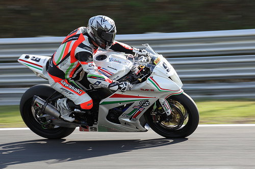 Hutchinson to Swan Yamaha BSB team
