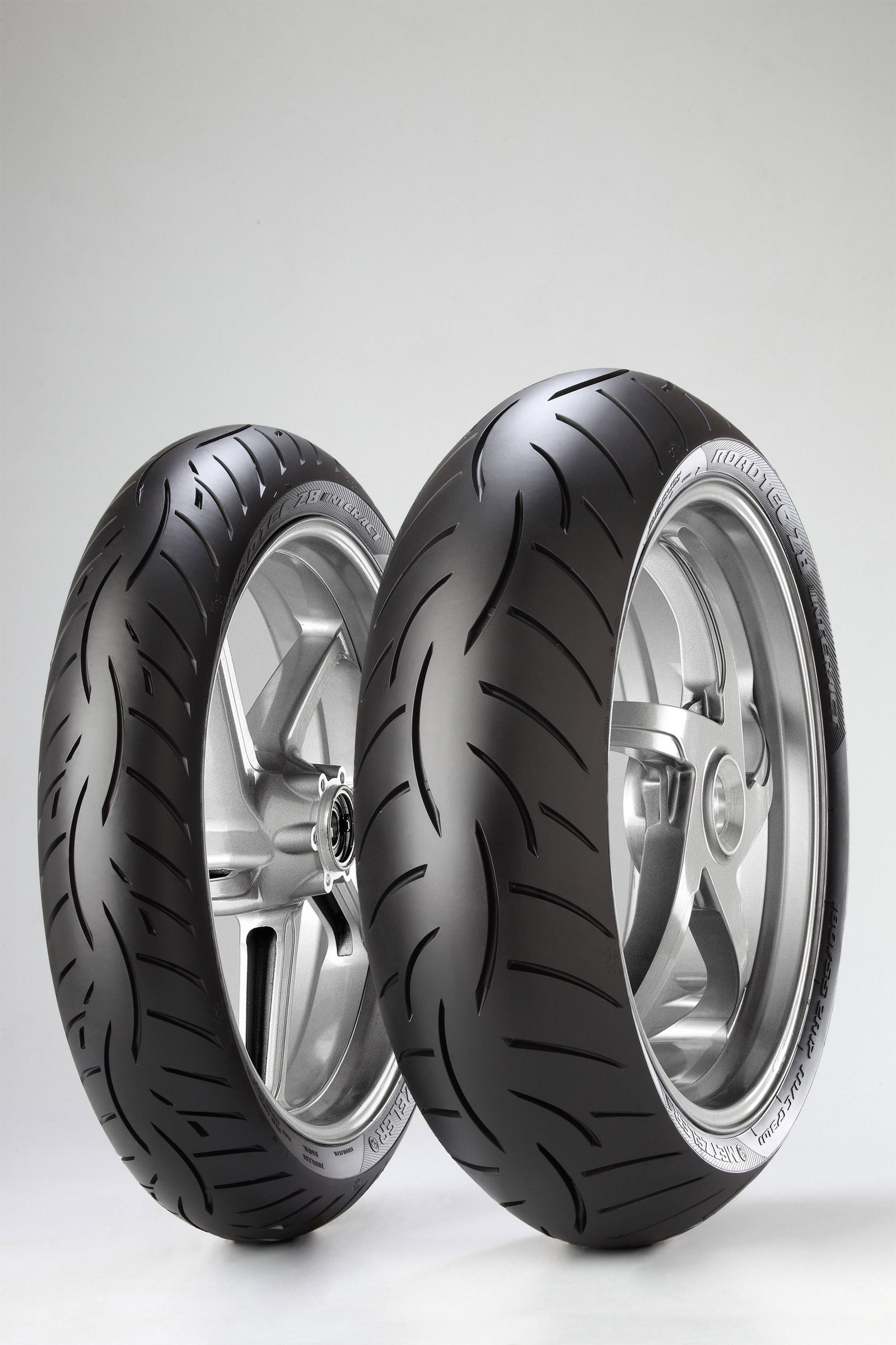 Metzeler Z8 wins Motorrad award | Visordown
