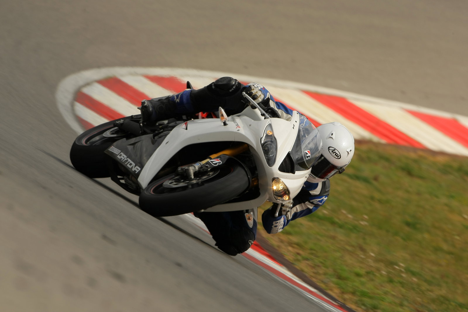 What The Press Say: Kawasaki Versys 1000 reviews