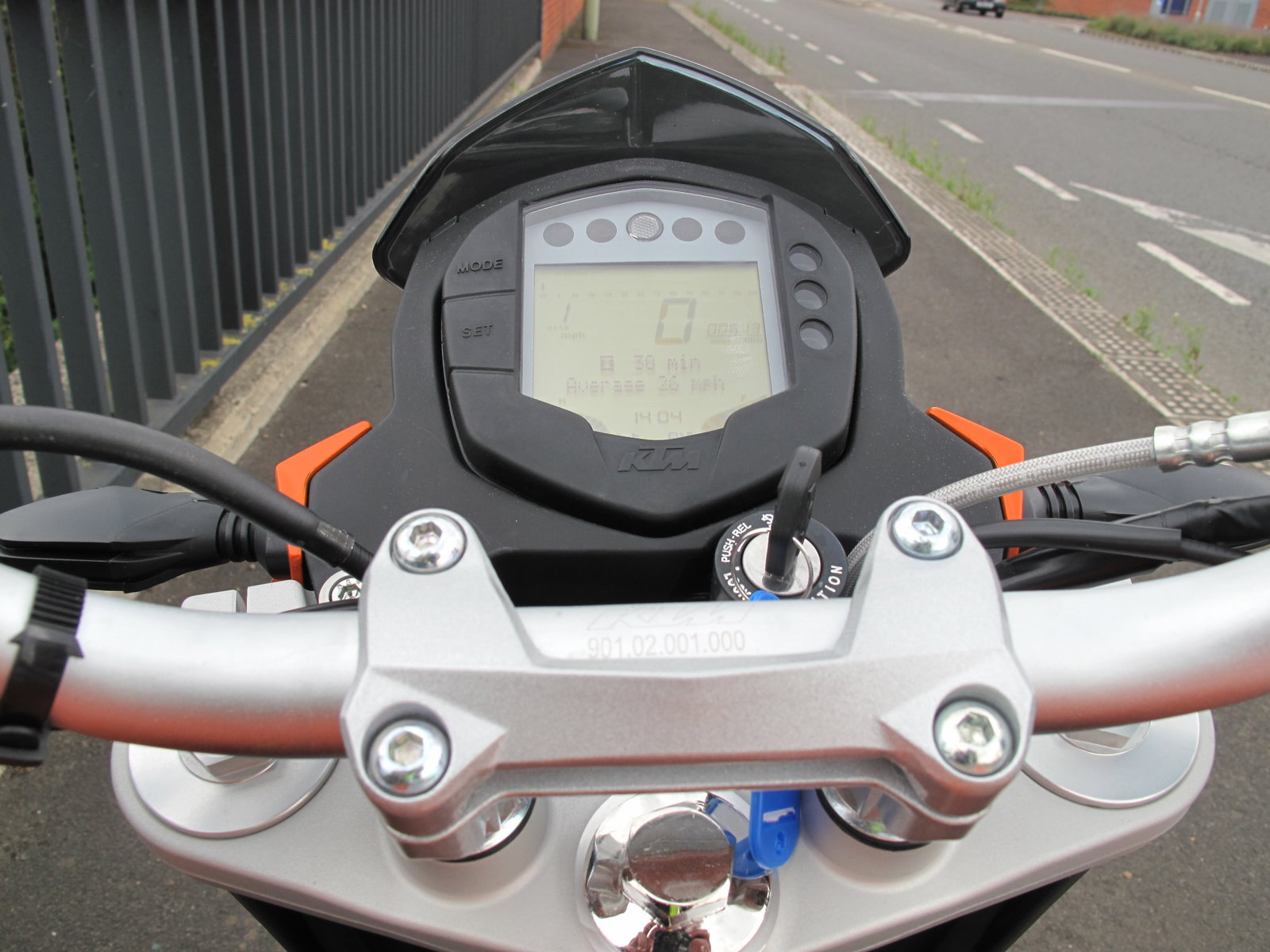 KTM Duke 200 onboard video | Visordown