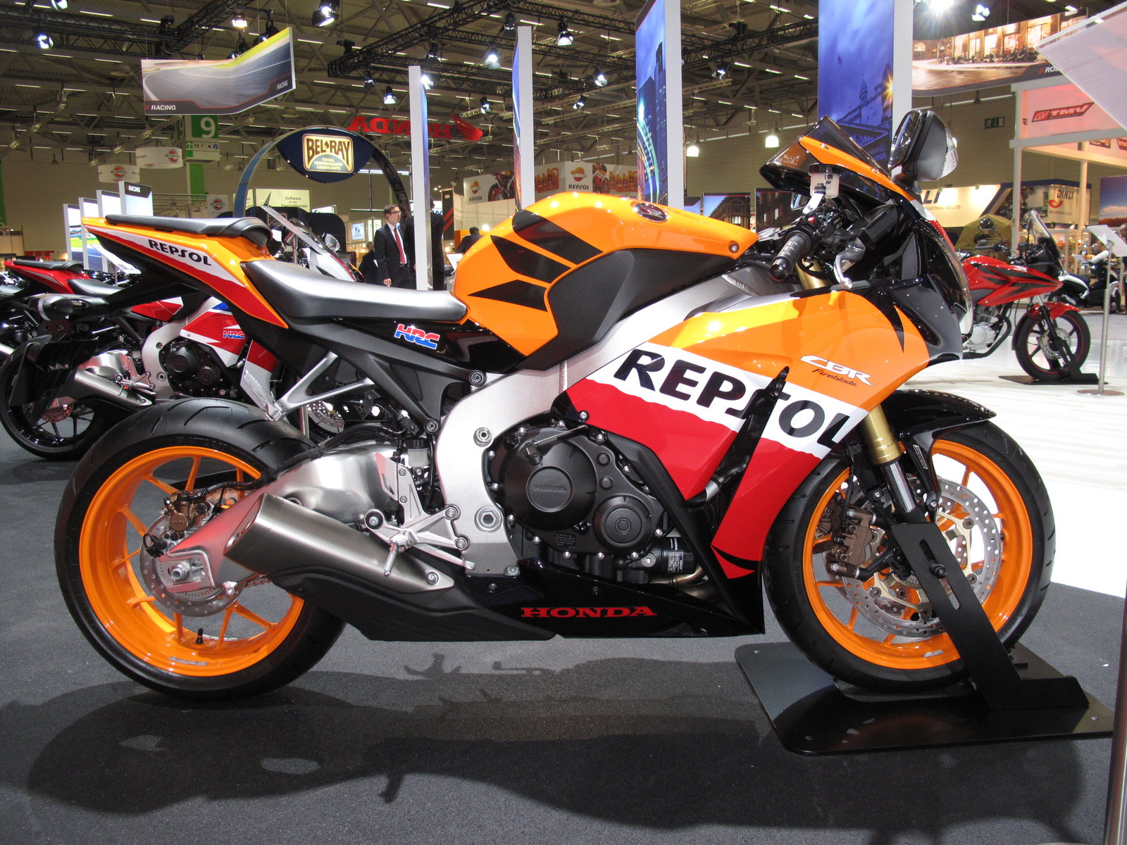 Intermot: Water-cooled GS finally revealed