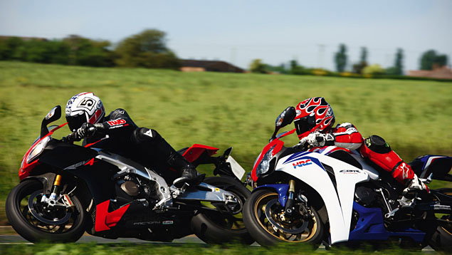 Should I Just Buy a Blade? CBR1000RR Fireblade V RSV4 Factory