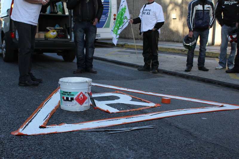 Bruce Willis auctions his motorcycles