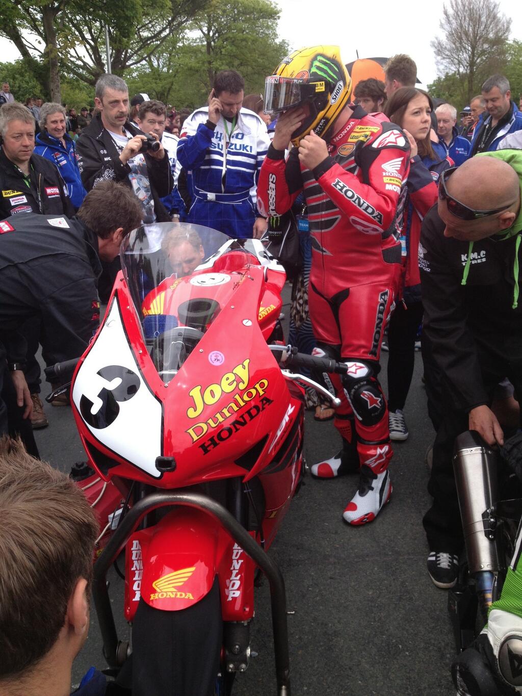 Electric bike wins Pikes Peak