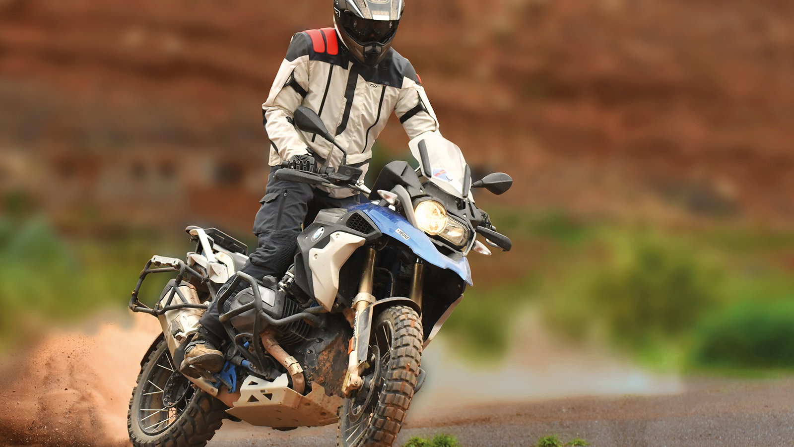 Tucano Urbano touring kit launch