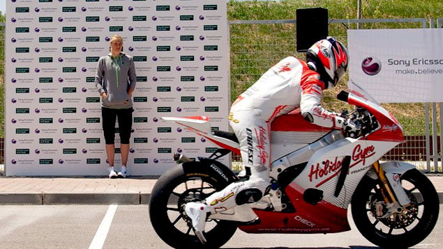 Tennis ace beats Moto2 racer