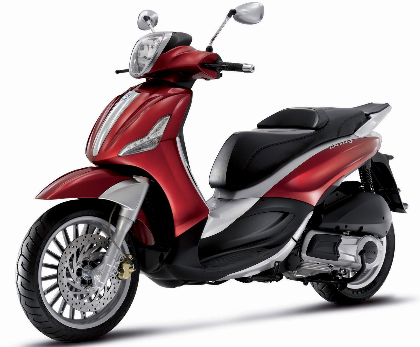 First Look: 2011 Triumph Sprint ST