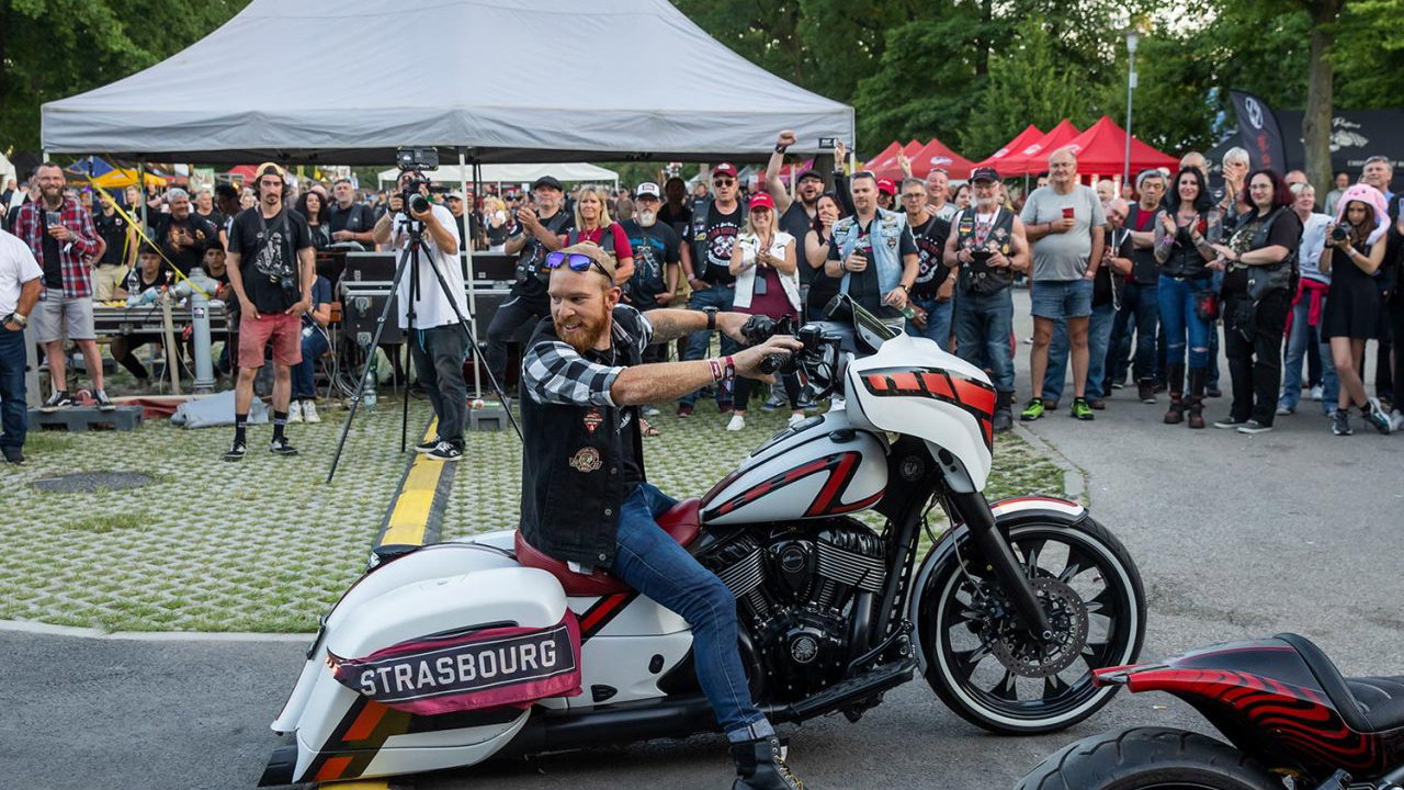 Budweis Custom Indian Motorcycle Show at IRF.