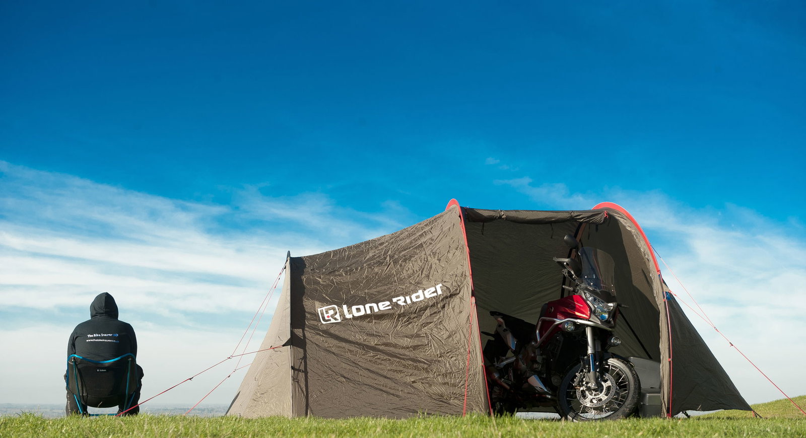 Alpinestars launches 2014 spring collection