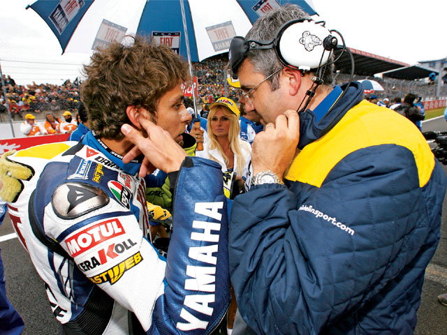 SCOOP: Rossi gets 'mohican' for Mugello!