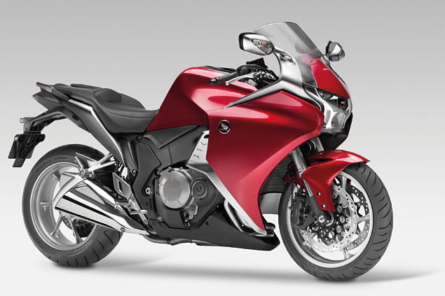 Jewel Sport - KTM 990SMR v Aprilia Dorsoduro
