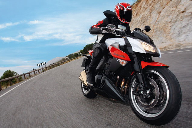 2010 Honda VFR1200 European launch road test