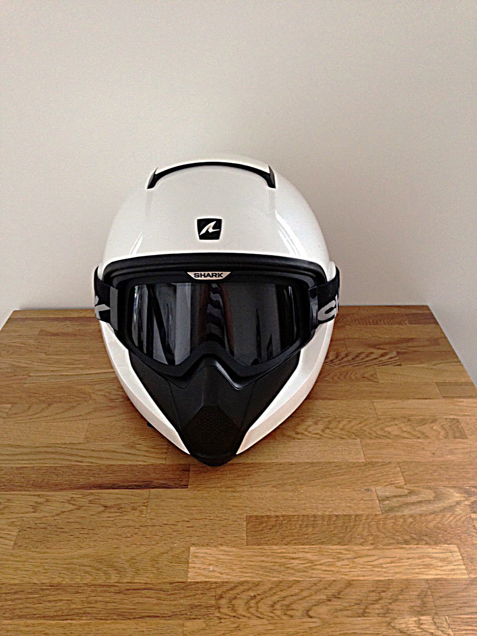 Review: Shark Vancore helmet | Visordown