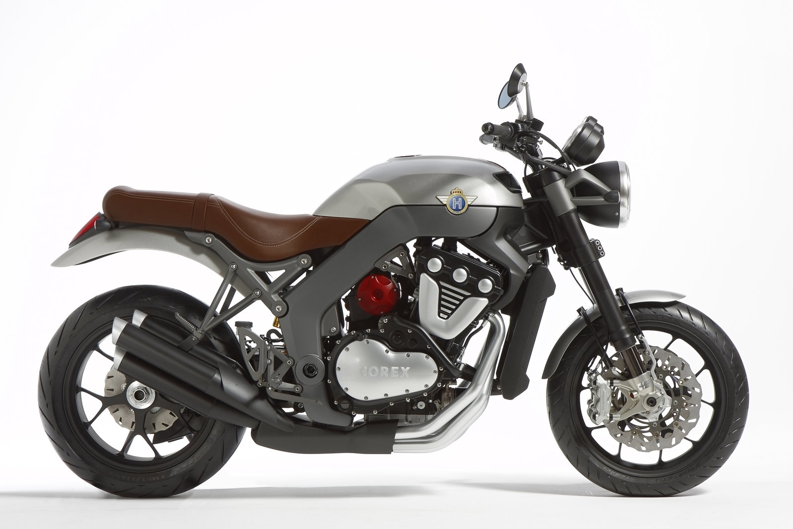 First Look: BMW K1300GT Exclusive Edition 
