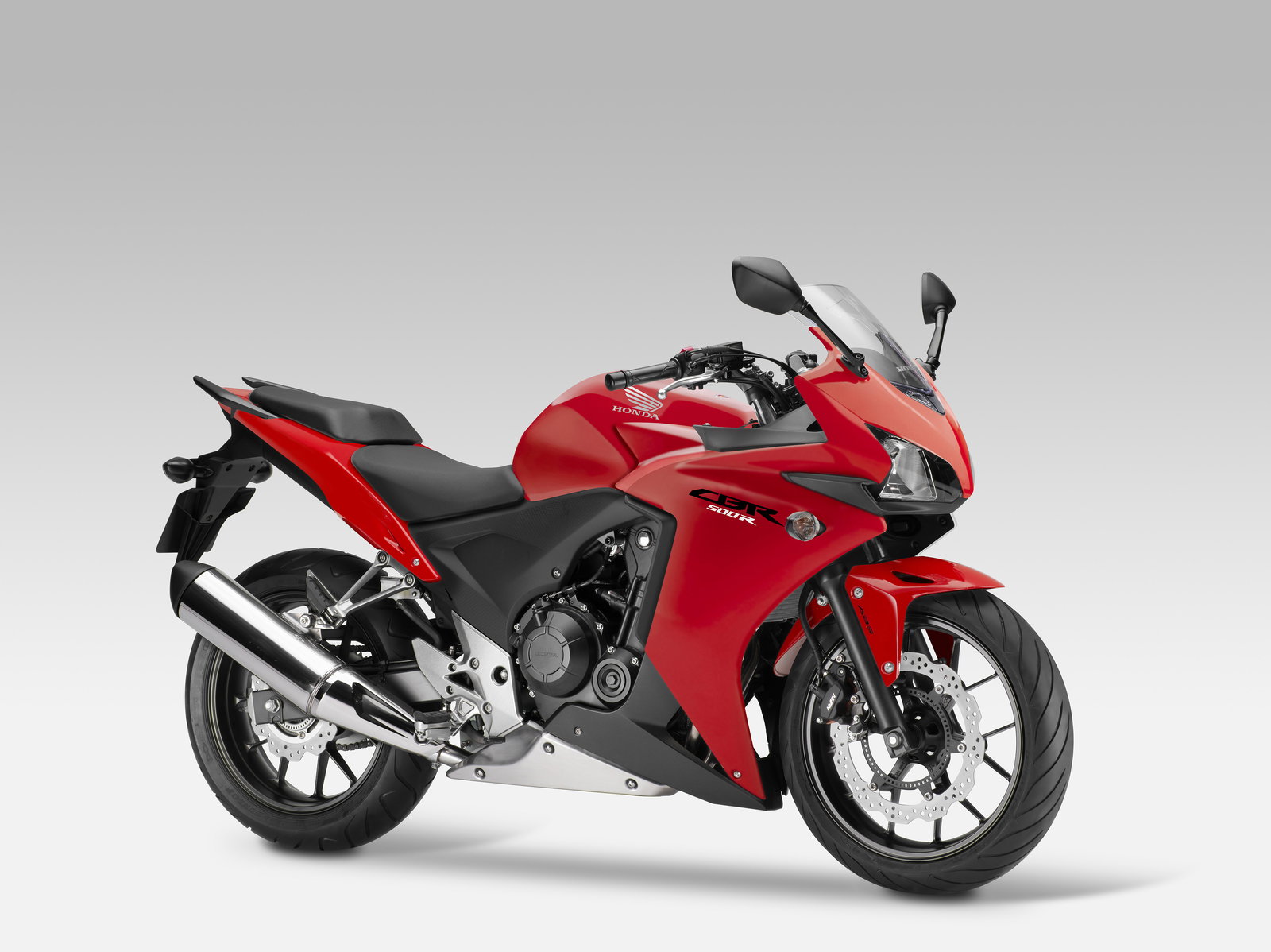 Yamaha’s yard built VMAX ‘Infrared’