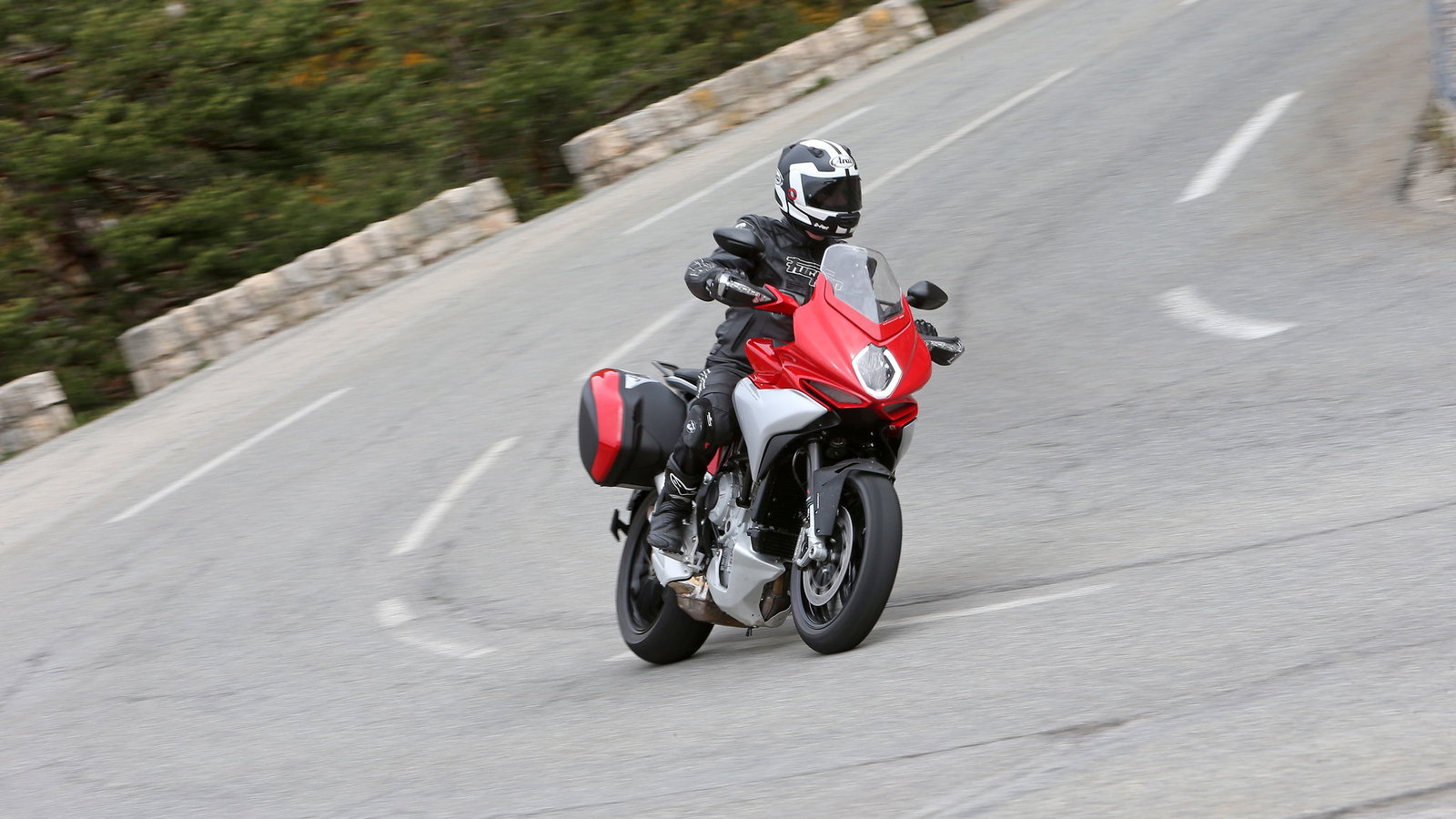 First ride: MV Agusta Turismo Veloce 800 review