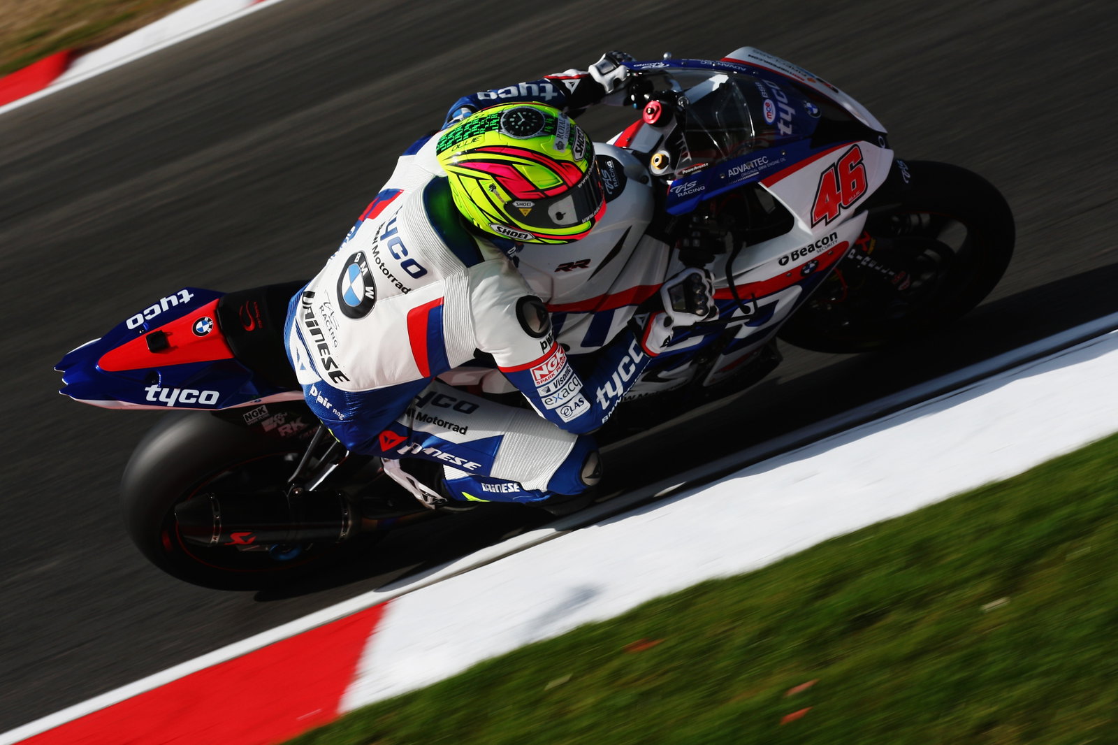Shane Byrne undergoes surgery on broken hand