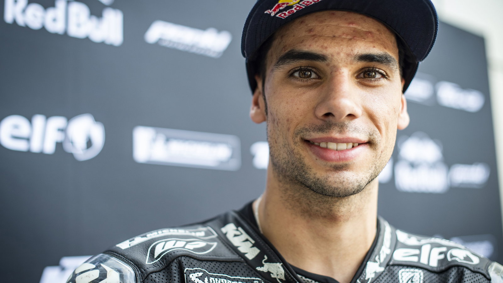 'Good step' puts Oliveira close to top KTM of Zarco