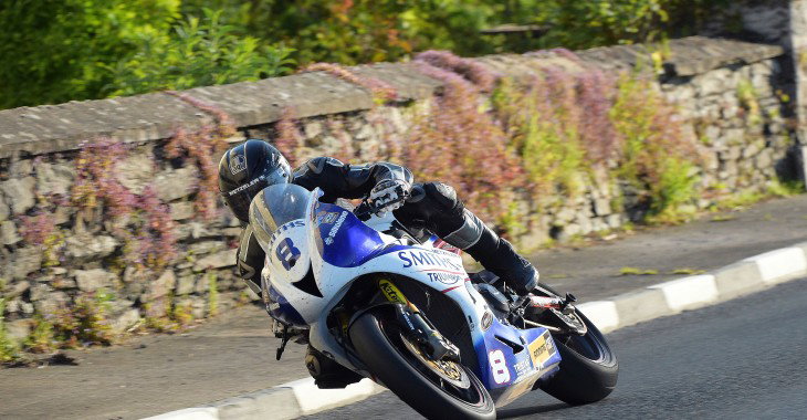 William Dunlop crashes out of TT 2015