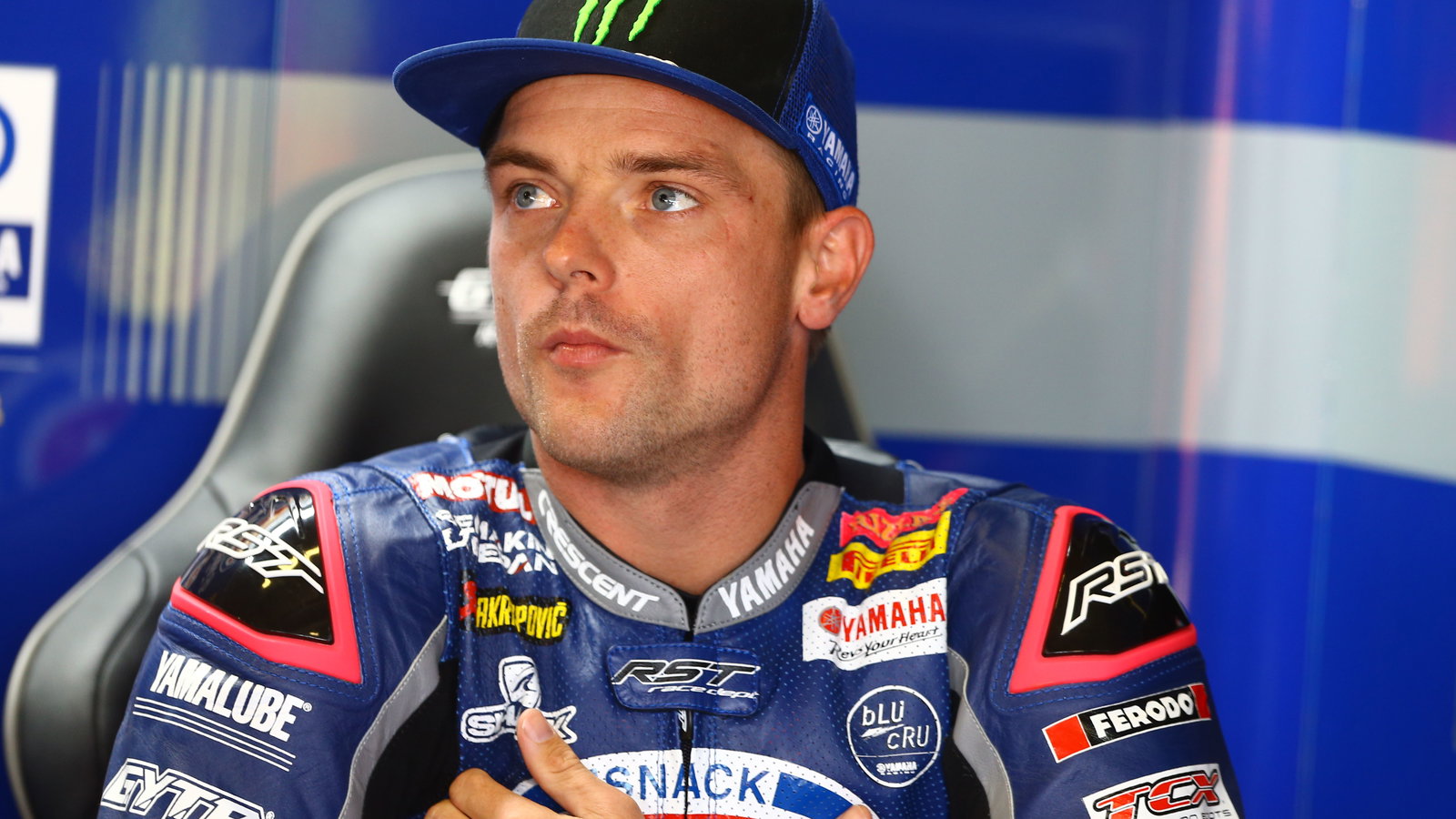 Alex Lowes - Pata Yamaha