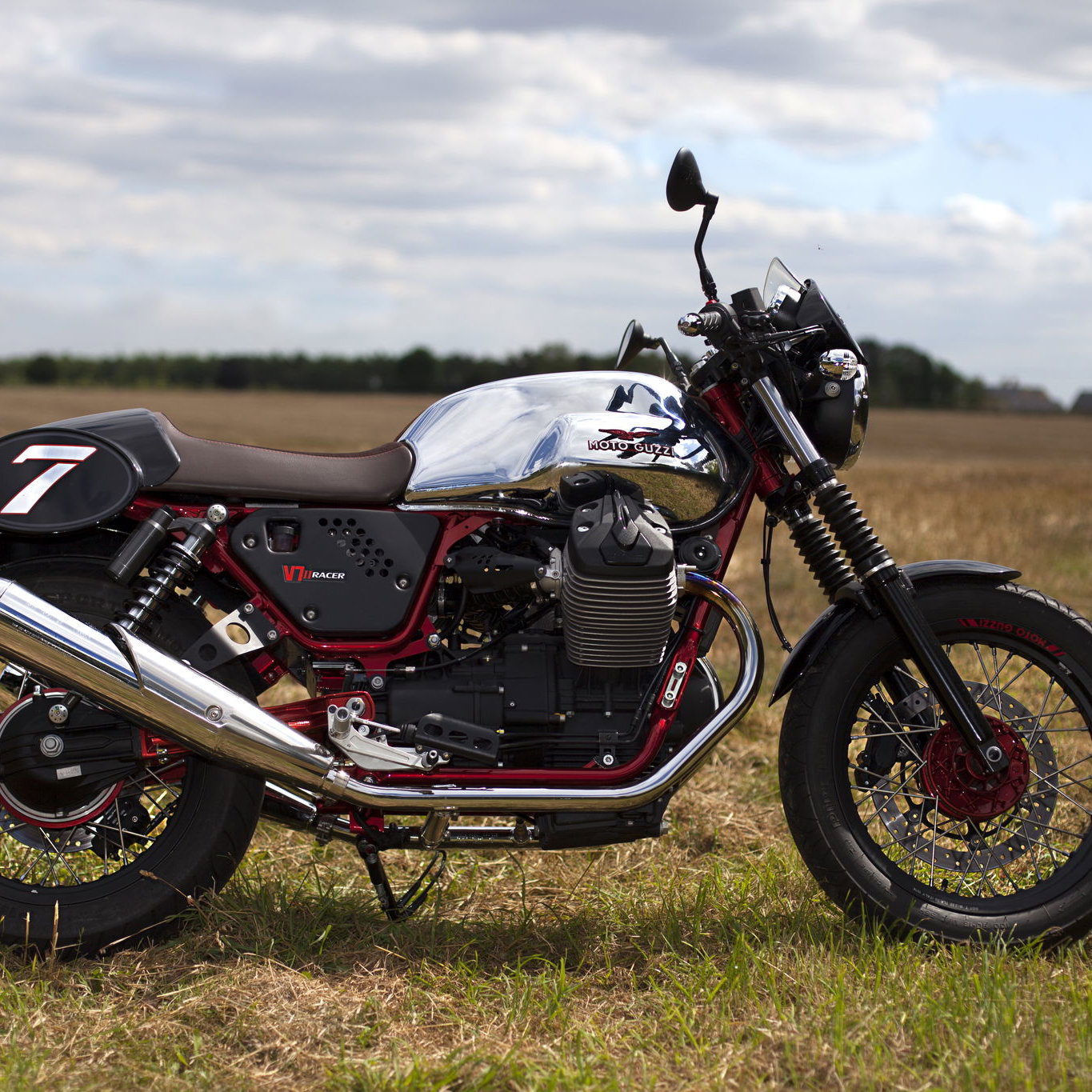 First ride: Moto Guzzi V7 II Racer | Visordown
