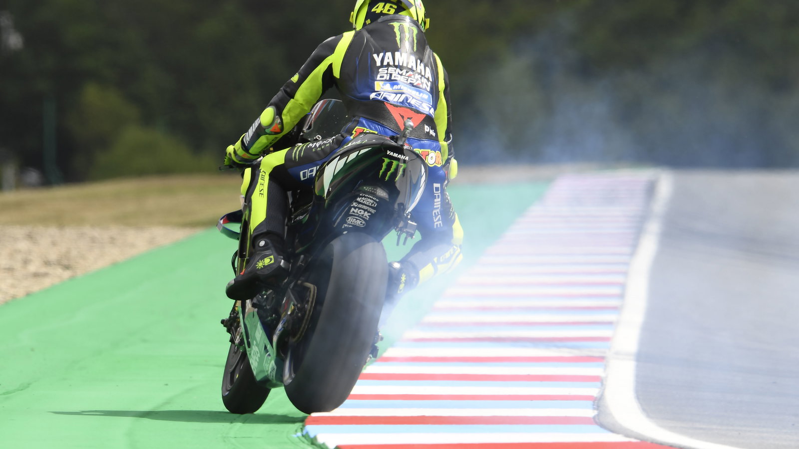 vValentino Rossi - Monster Yamaha M1
