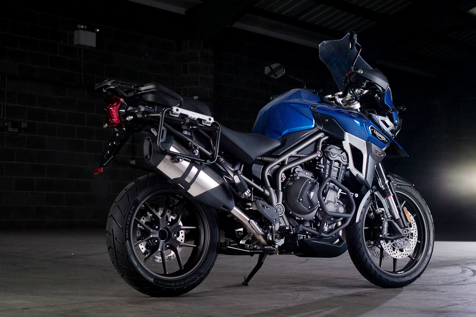 A proper look at the Lewis Hamilton MV Agusta Dragster RR