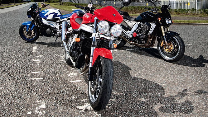 Street Assassins - '06 Aprilia Tuono, '04 Kawasaki Z1000 and '04 Triumph Speed Triple