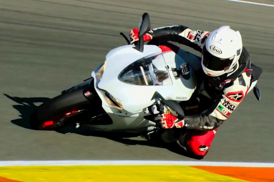 Video review: KTM RC 390 vs Yamaha R3 back-to-back test