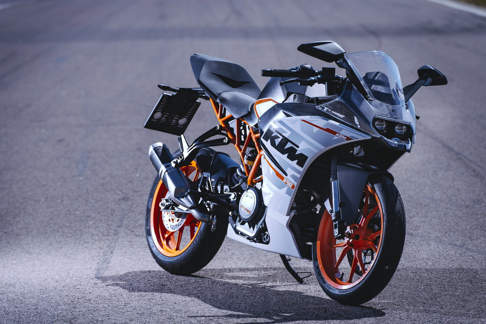 Peugeot launches ‘Total Sport’ Speedfight 4