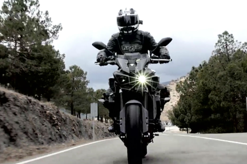 Moto Guzzi V9 video review