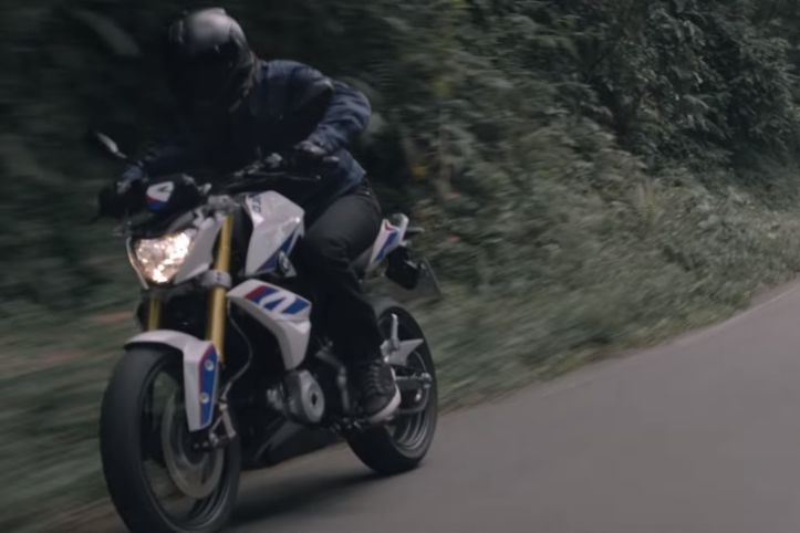 Harley-Davidson unveils XG750R flat track racer
