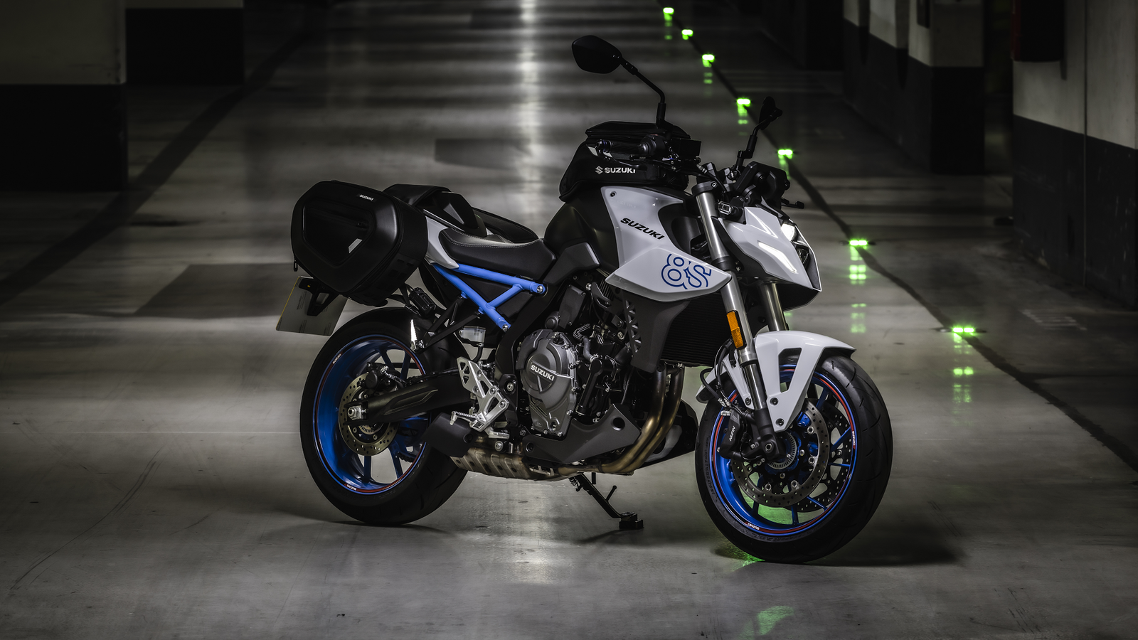2023 Suzuki GSX-8S. - Suzuki