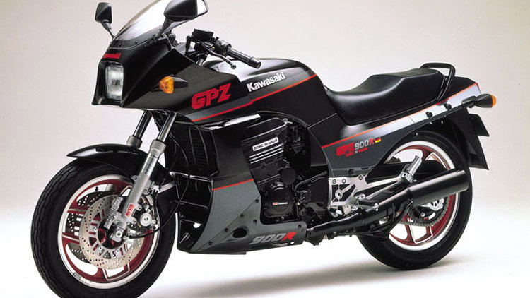 Kawasaki GPZ900R