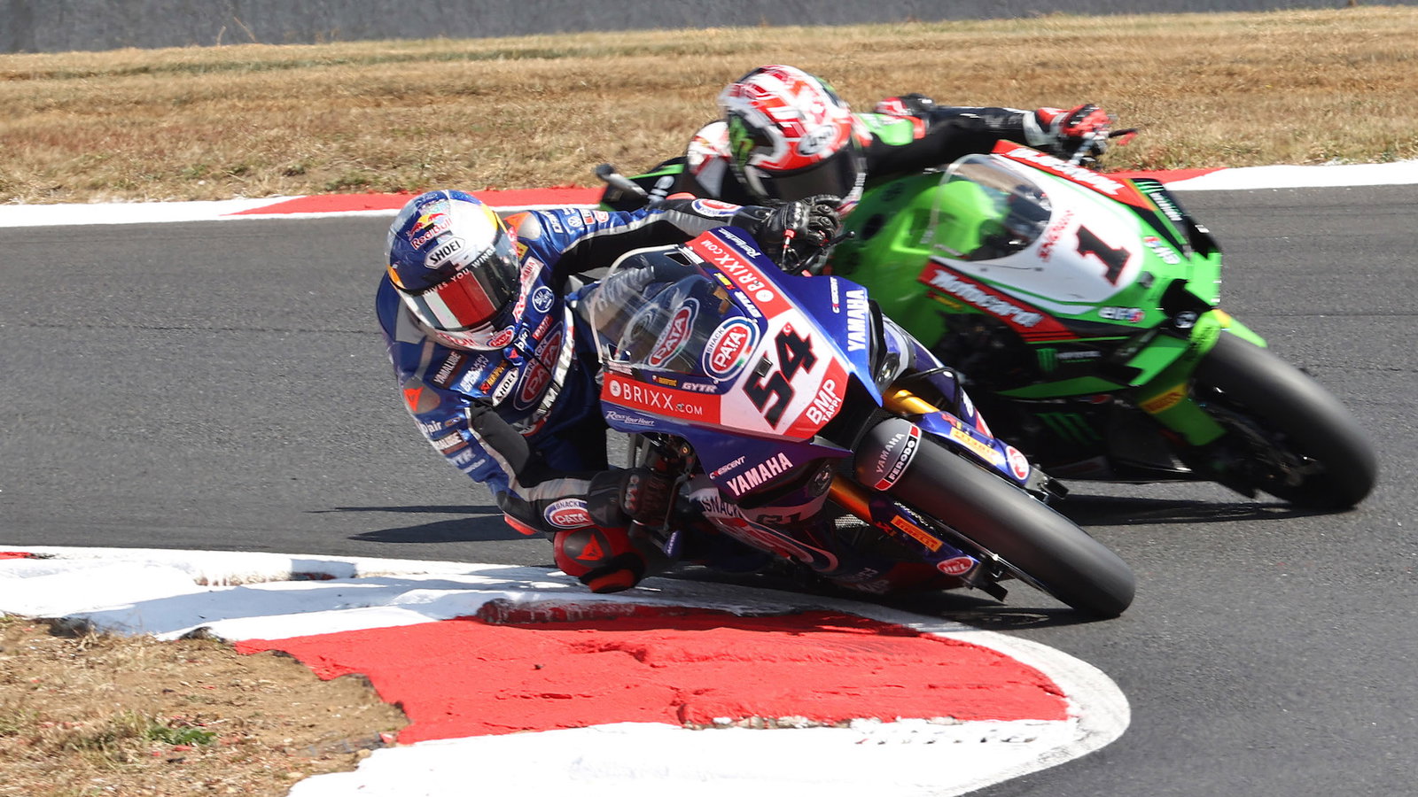 Toprak Razgatlioglu - Pata Yamaha, Jonathan Rea - Kawasaki