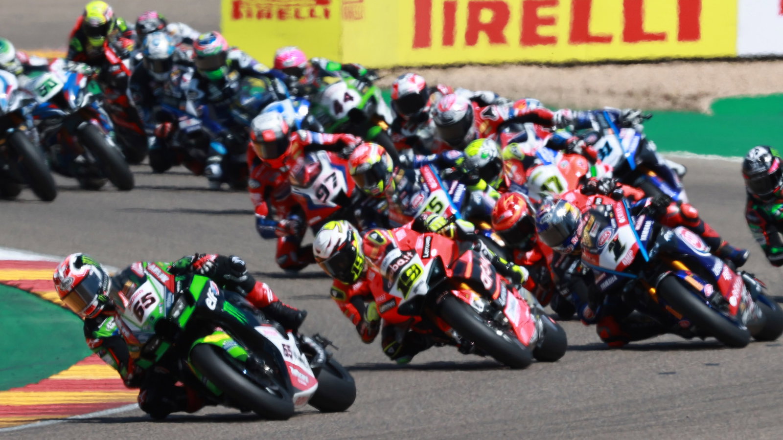 2022 WorldSBK field, start, grid