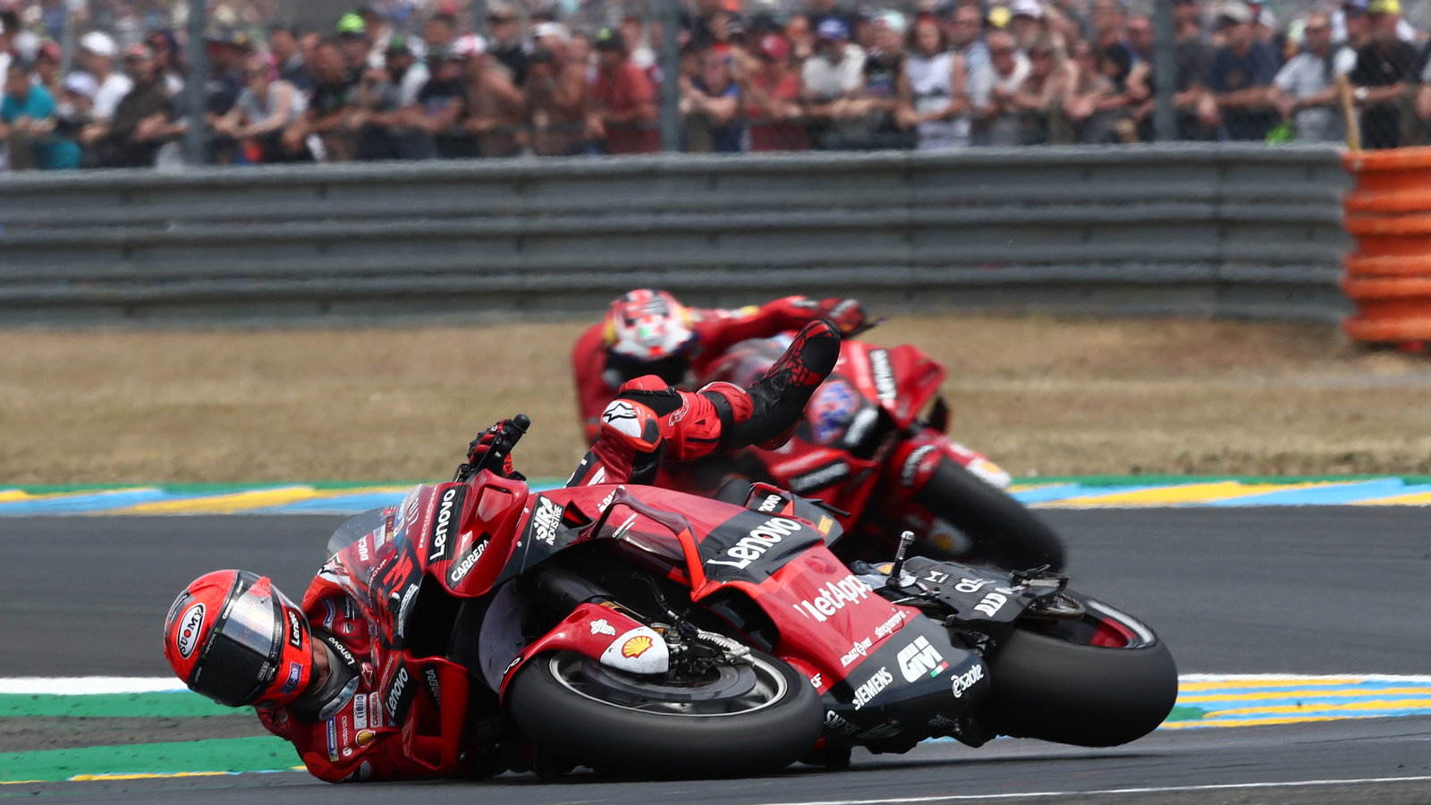 Francesco Bagnaia crashes out of the 2022 French Grand Prix. - Gold and Goose