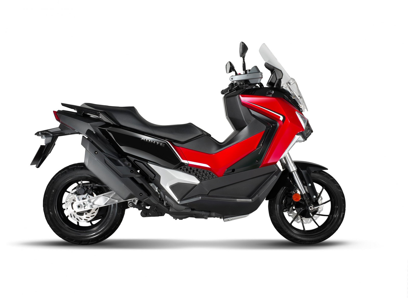 SYM ADXTG 400 takes a 'sabre-tooth' approach to adventure scooting